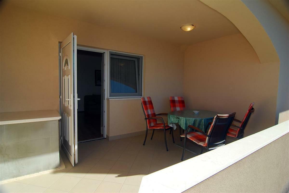 Apartman Luca Apartment Zecevo Ngoại thất bức ảnh